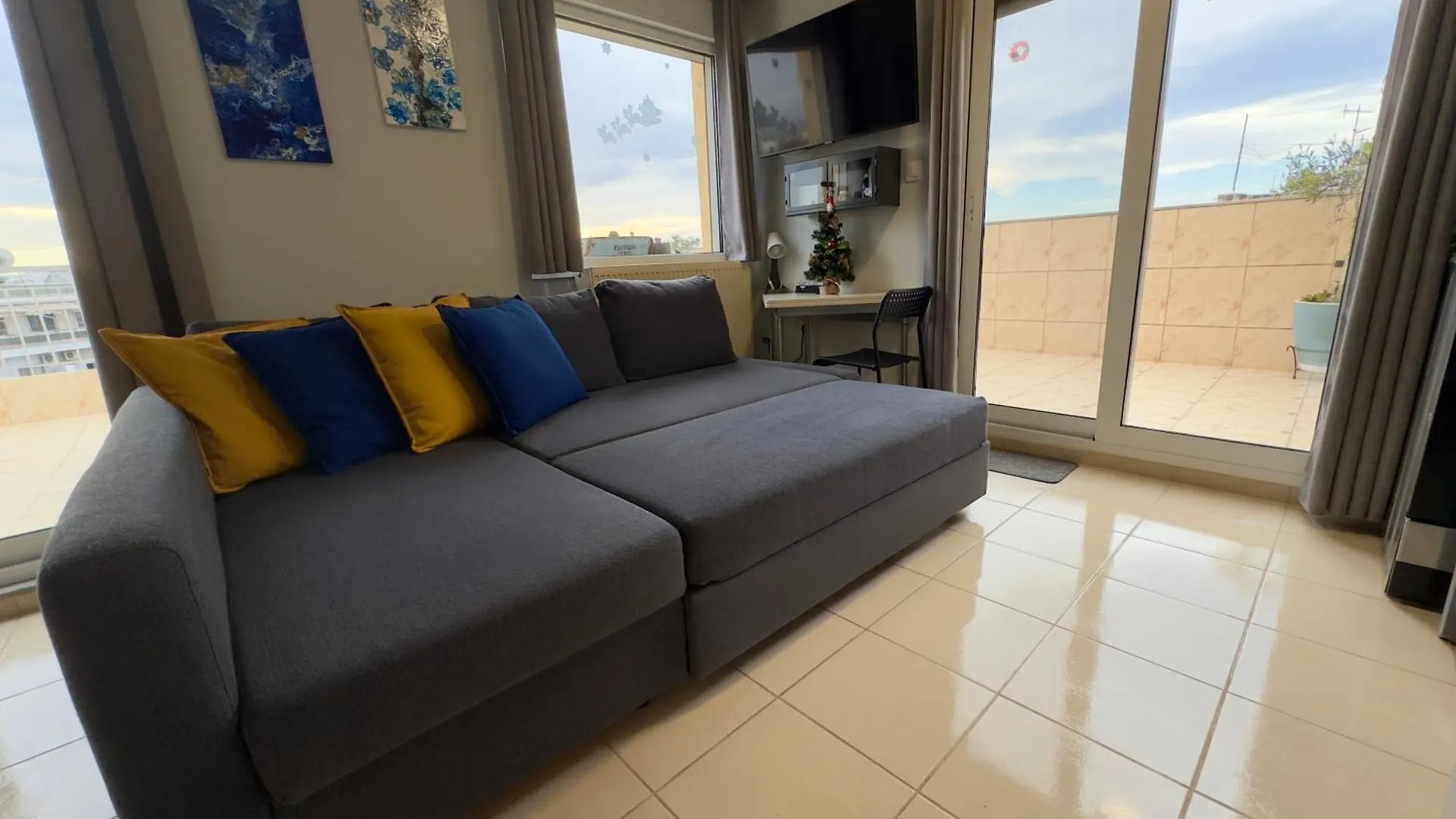 Horizon /Downtown Penthouse W/ Massive Terrace Apartamento Tessalónica Grécia