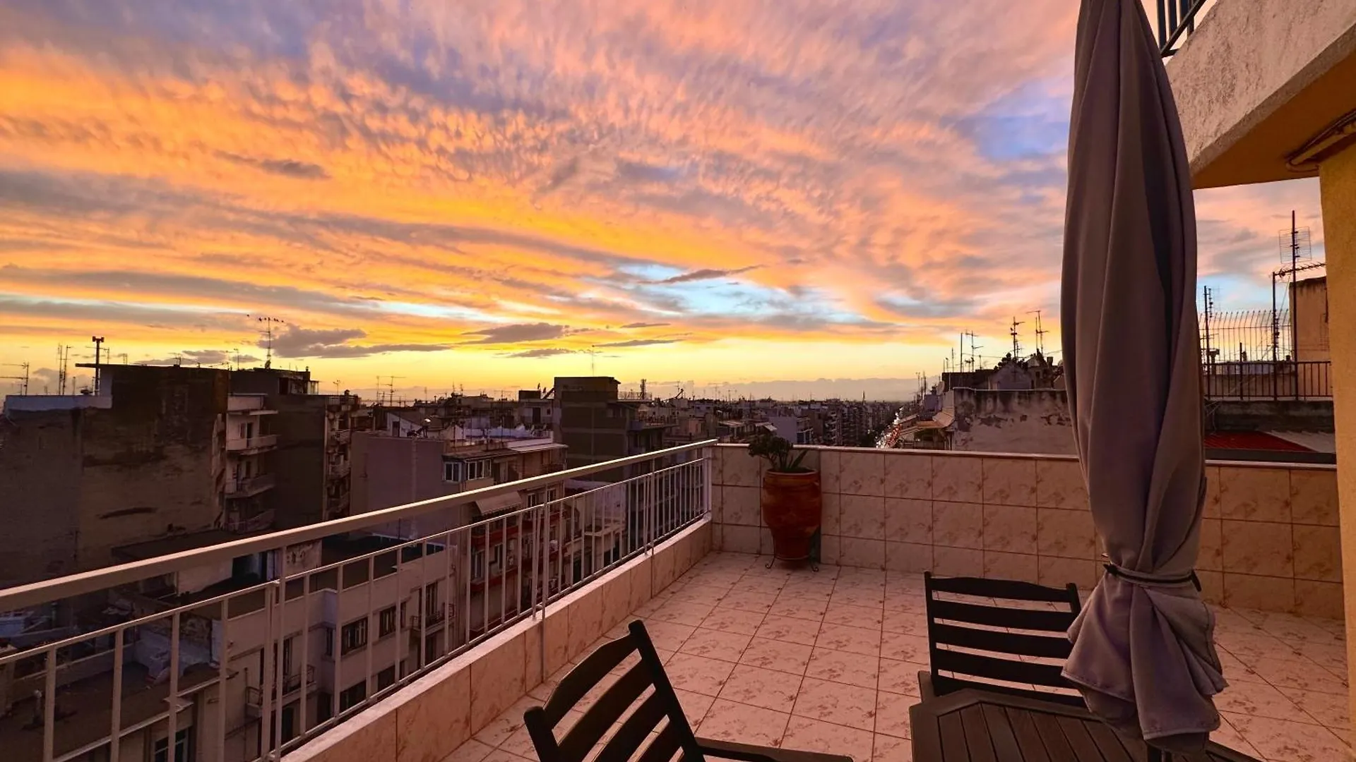 Apartamento Horizon /Downtown Penthouse W/ Massive Terrace Tesalónica Grecia
