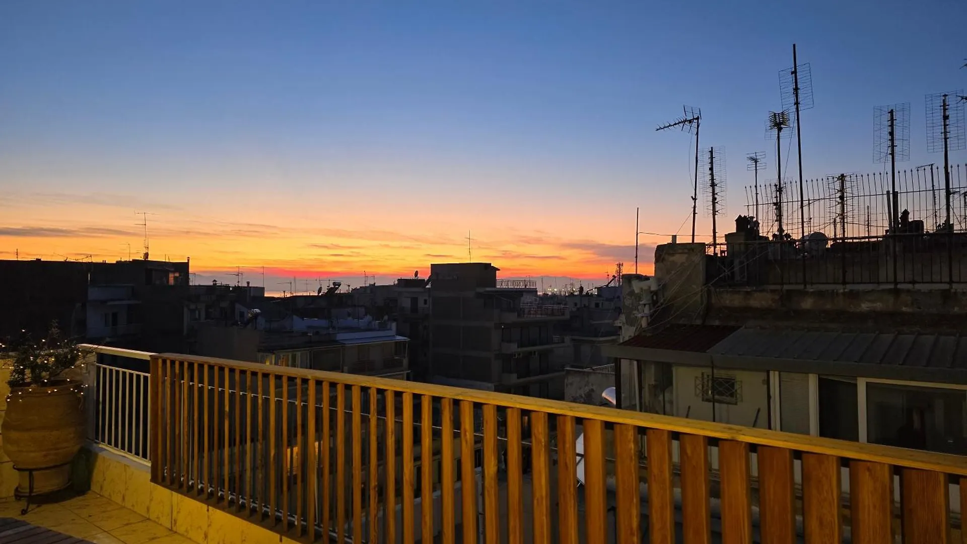Appartamento Horizon /Downtown Penthouse W/ Massive Terrace Salonicco